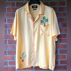 US XL Native Youth shirt